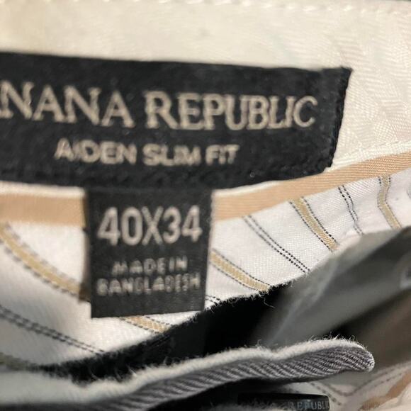 Banana Republic Aiden Slim Fit Chino Pants - Picture 5 of 6